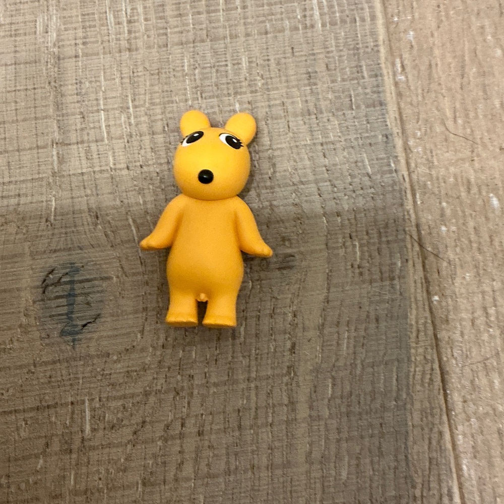Sonny Angle, Animal Series Version 3. Rare Robby - Picture 2 of 3